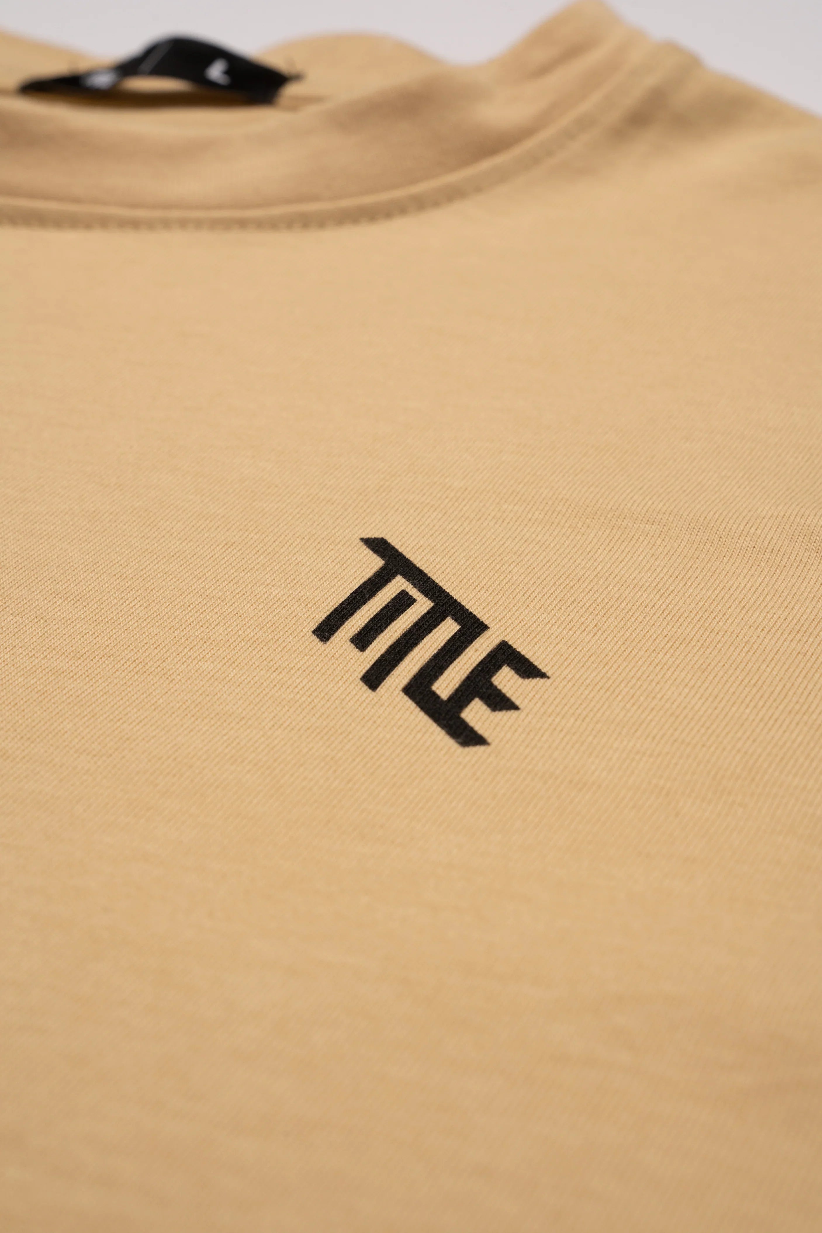 Polera TITLE - Amarilla